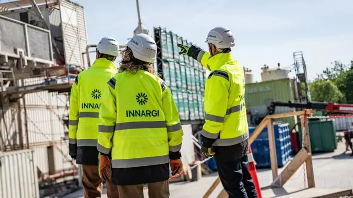 Innargi_employees_at_the_project