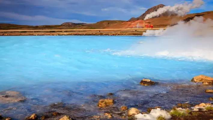 canva geothermal pool